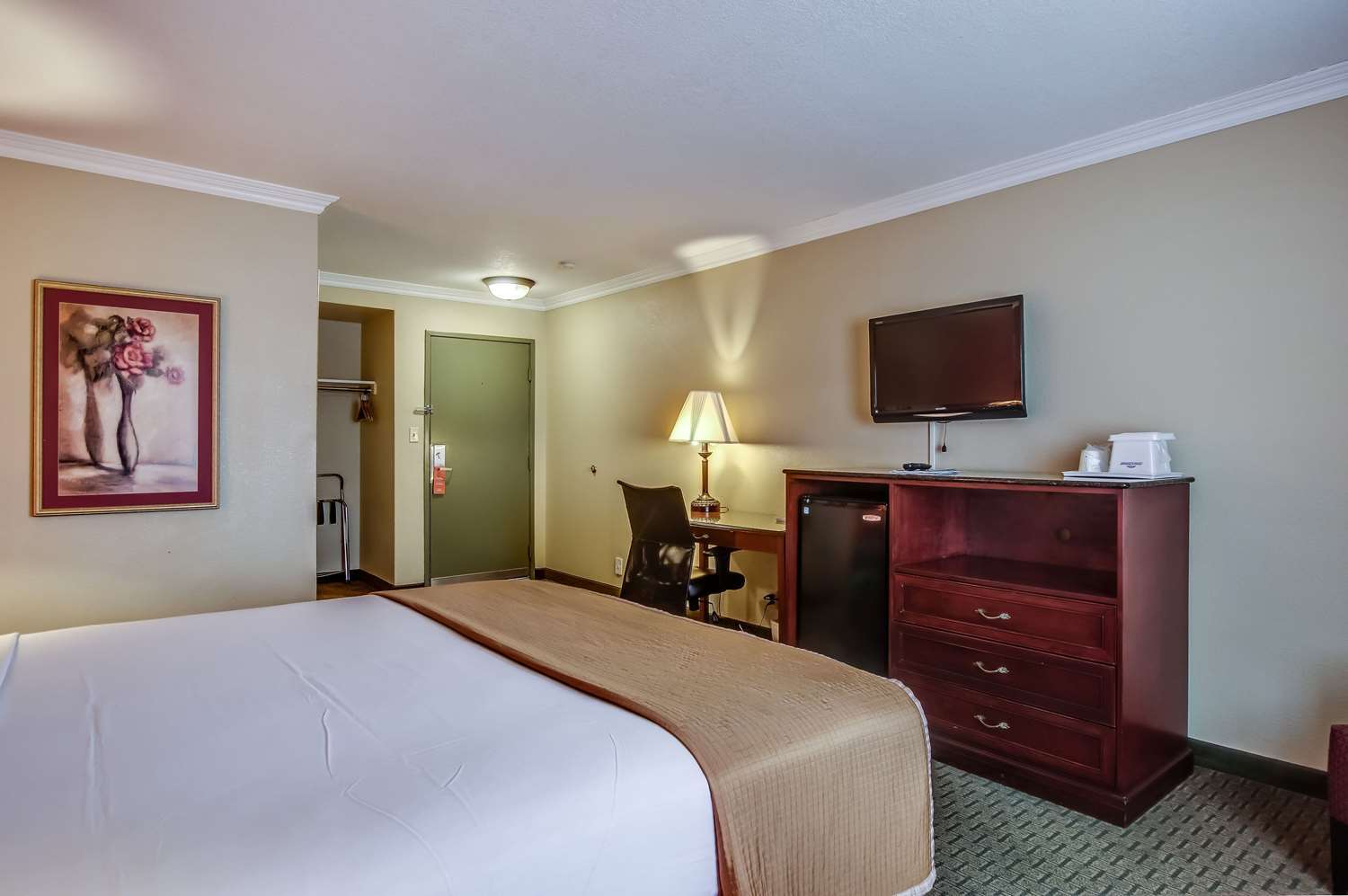 Howard Johnson By Wyndham Reseda Hotel & Suites Los Angeles Esterno foto