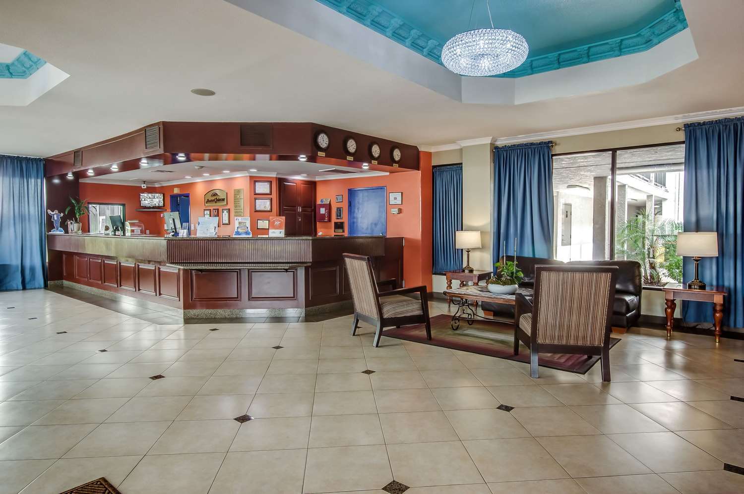 Howard Johnson By Wyndham Reseda Hotel & Suites Los Angeles Esterno foto